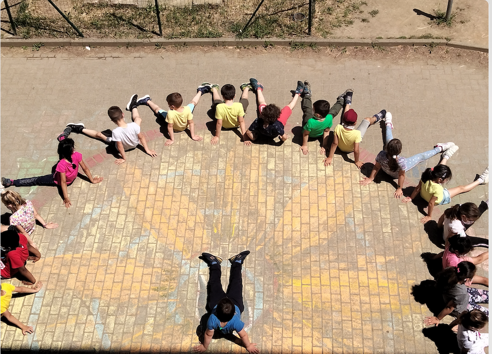 Il cortile che vorrei... Scuola Bollini di I.C. Duca d'Aosta NOVARA Il cortile che vorrei... Scuola Bollini-I.C. Duca d'Aosta NOVARA