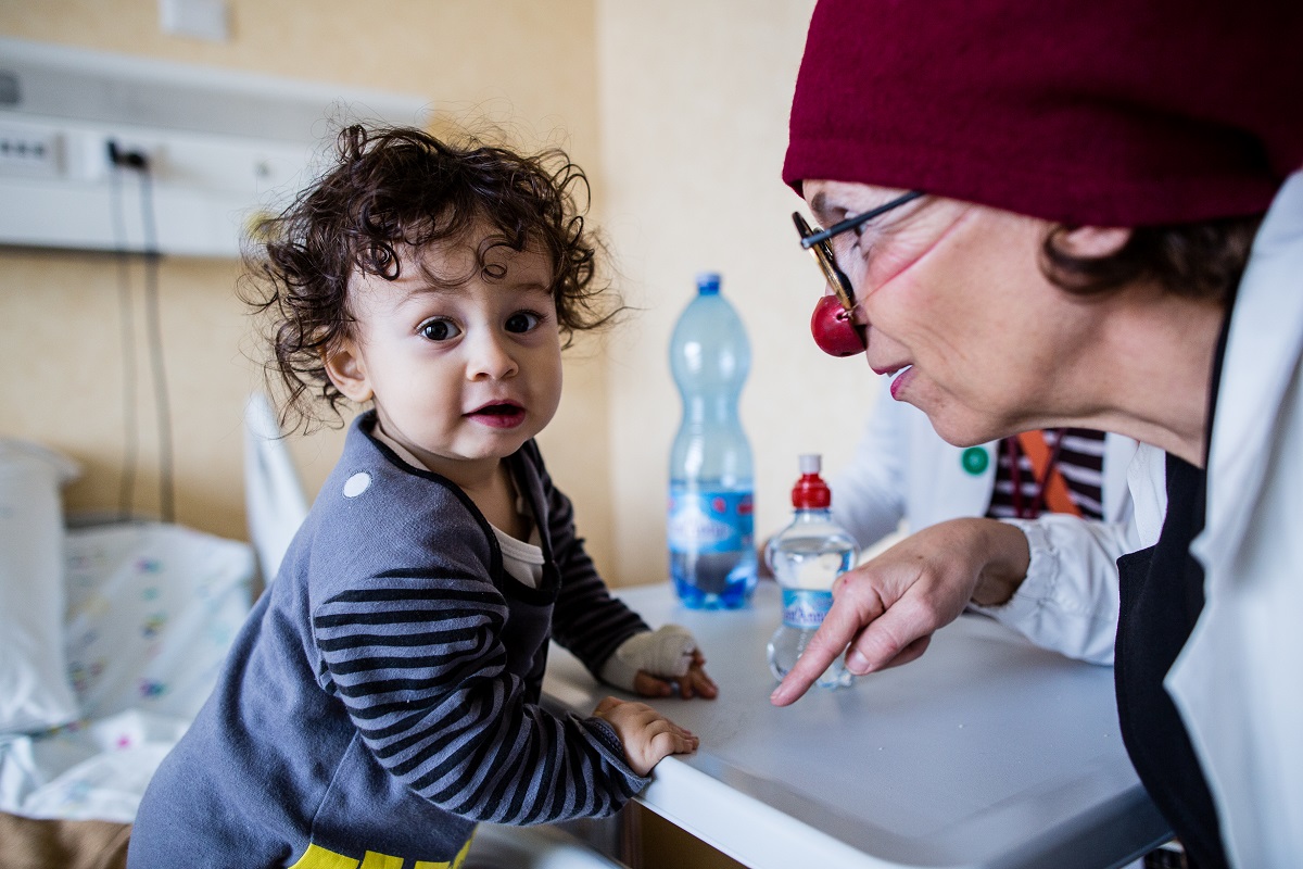 Fai un regalo ai bambini in ospedale!-Dottor Sorriso ONLUS