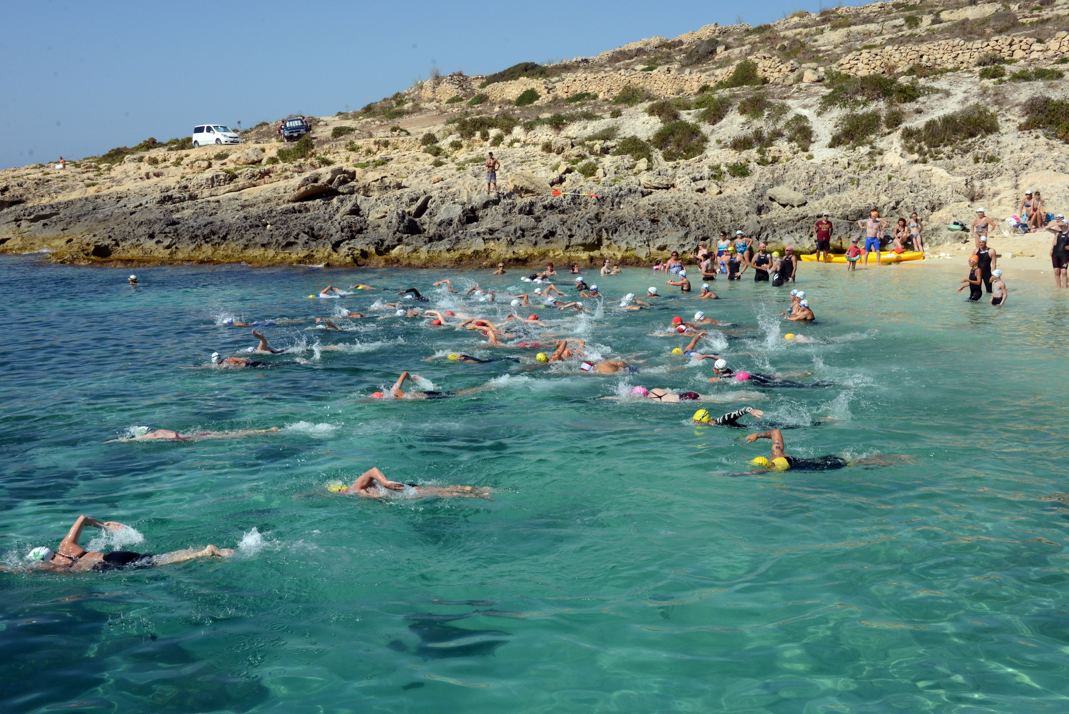 SWIMforLIFC anche a Capodanno di LIFC Onlus SWIMforLIFC anche a Capodanno-LIFC Onlus