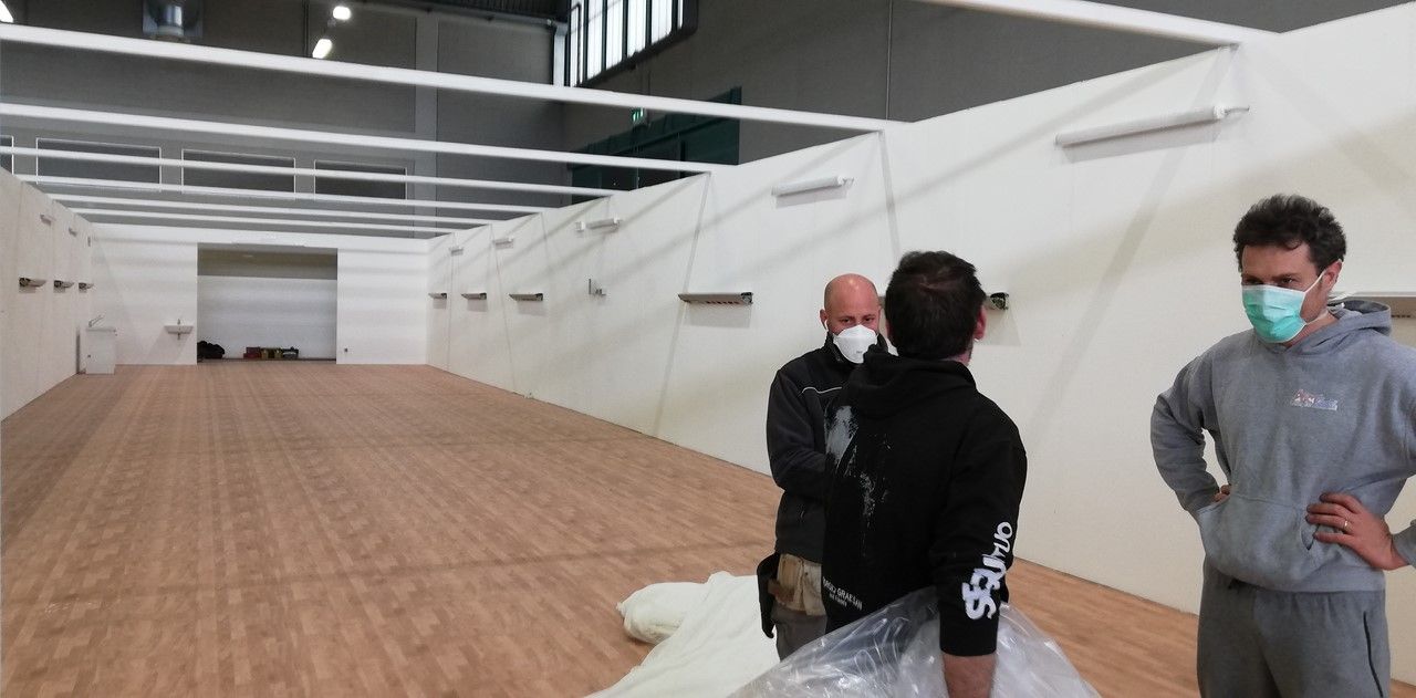 AIUTA L'OSPEDALE DA CAMPO DEGLI ALPINI di A.N.A. ONLUS AIUTA L'OSPEDALE DA CAMPO DEGLI ALPINI-A.N.A. ONLUS