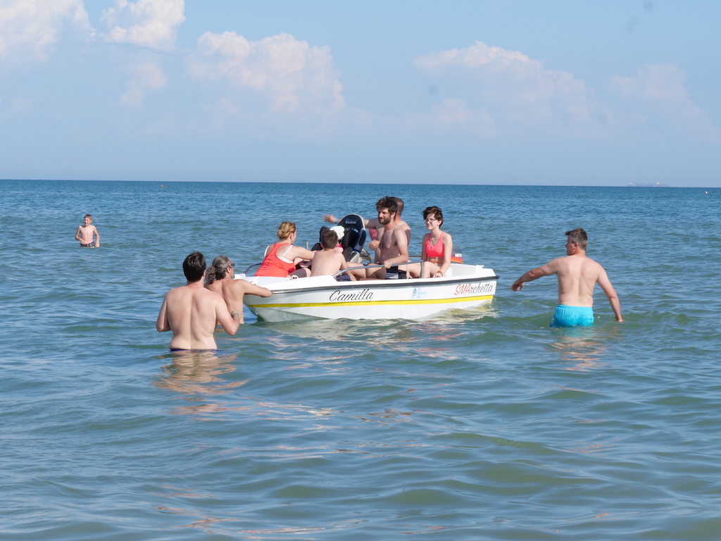 #KeepSMAiling2 - Fucsia Pirates-#RUNFOREMMA & friends 