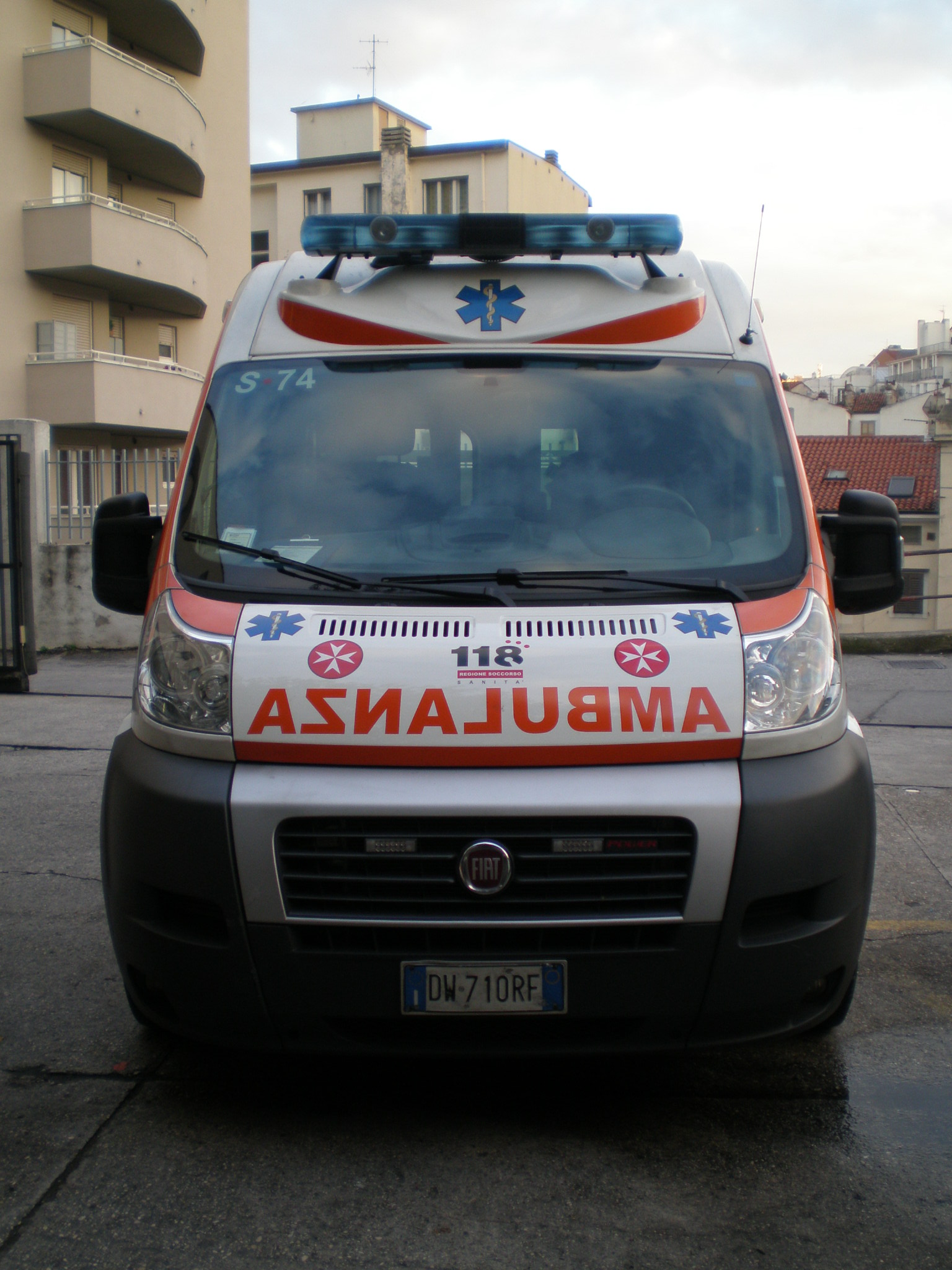 Un'Ambulanza ti salva la vita-Croce di S. Giovanni ONLUS
