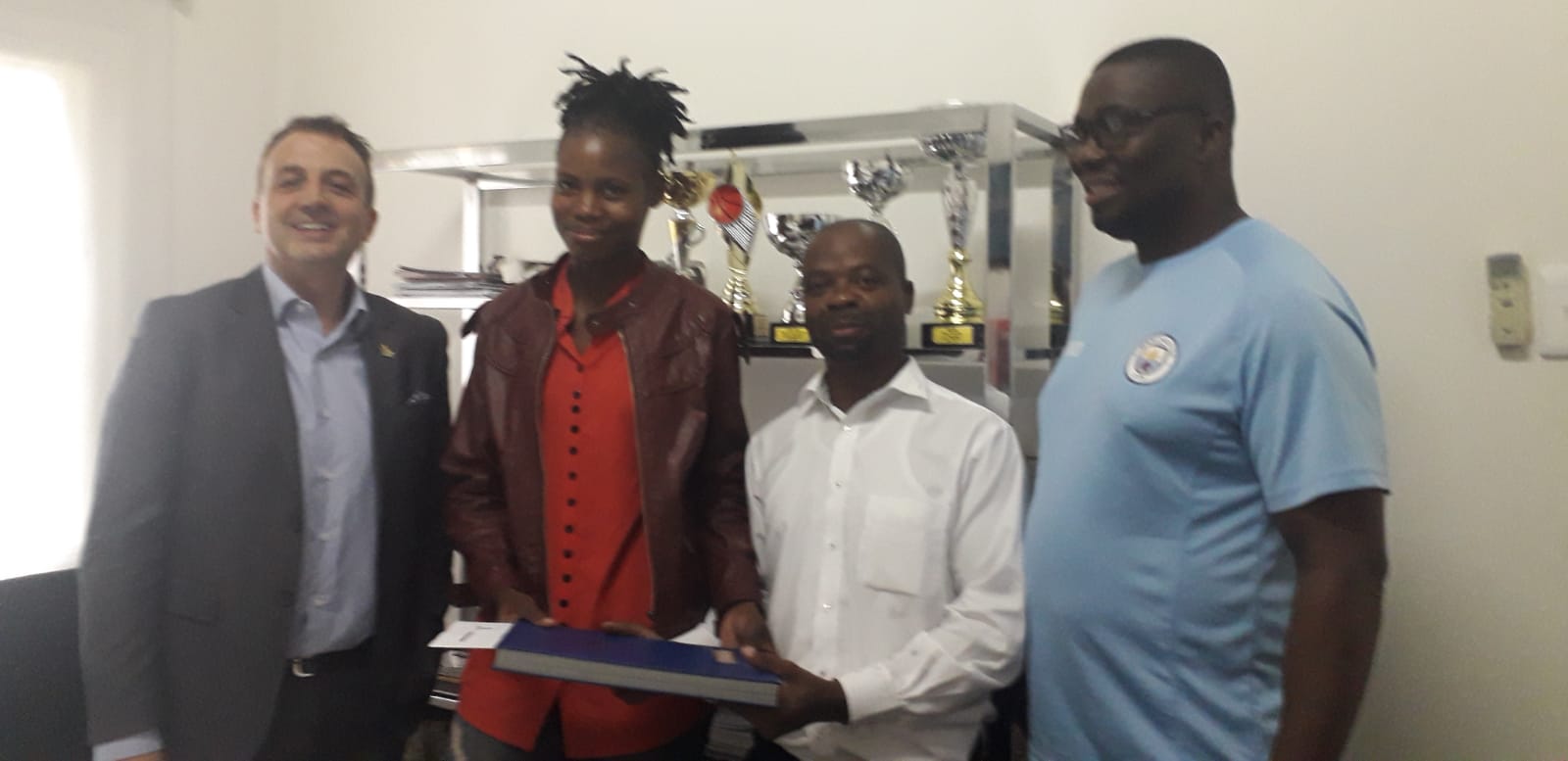 Una borsa di studio per il Mozambico! di Progetto Colors Una borsa di studio per il Mozambico!-Progetto Colors