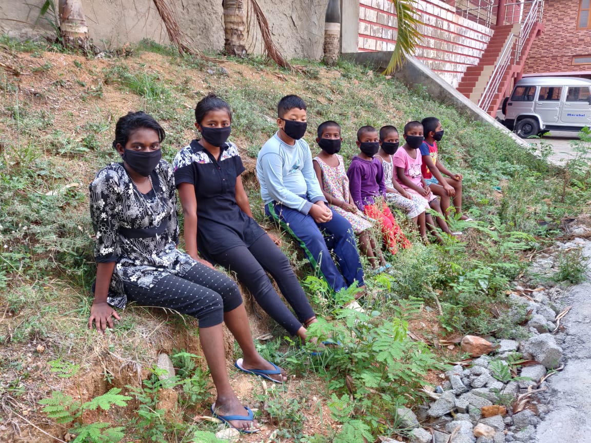 India: riaccendi il sorriso dei bimbi -Vanaprastha