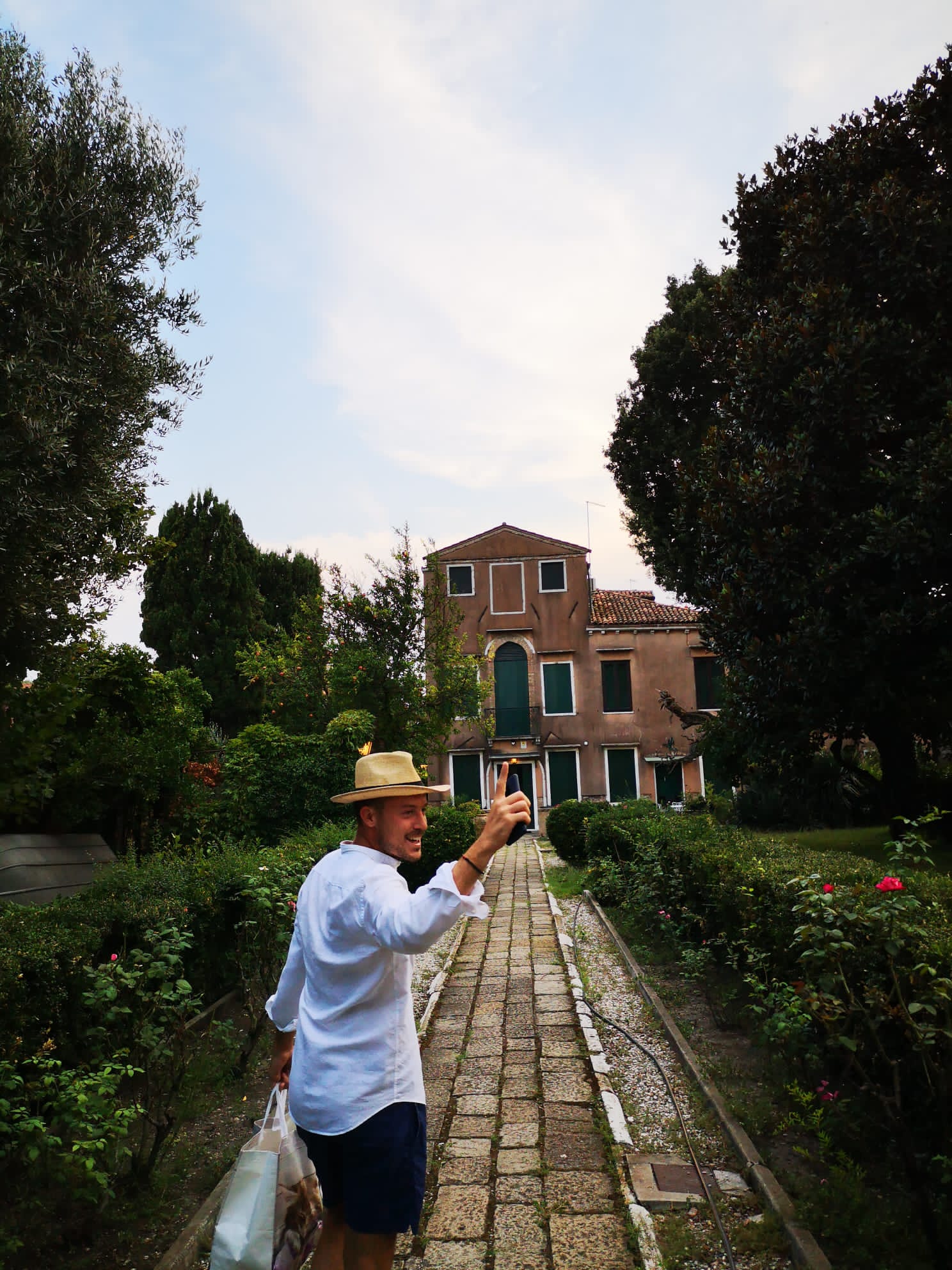 Sostegno psicologico per i minori -EY Foundation Onlus