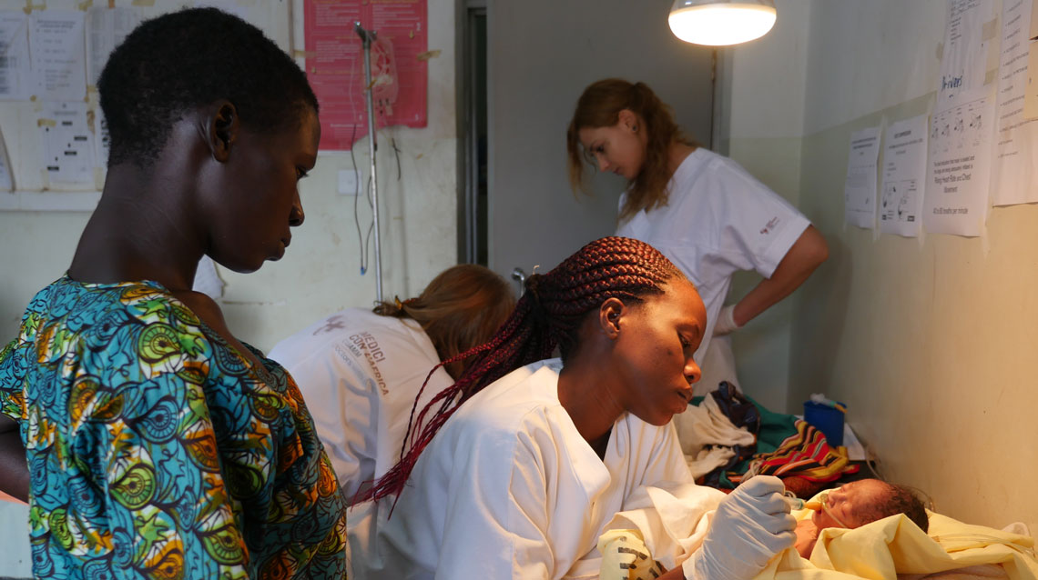 Prima le mamme e i bambini di Medici con l'Africa Cuamm Prima le mamme e i bambini-Medici con l'Africa Cuamm