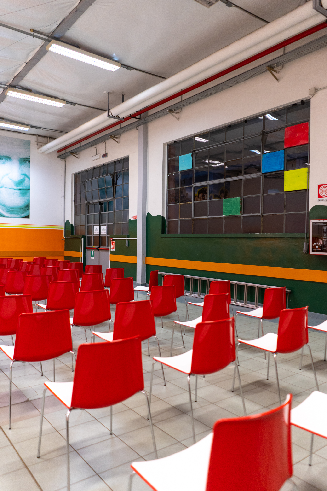 A Natale C'entro anch'io di Istituto Internazionale Edoardo Agnelli A Natale C'entro anch'io-Istituto Internazionale Edoardo Agnelli