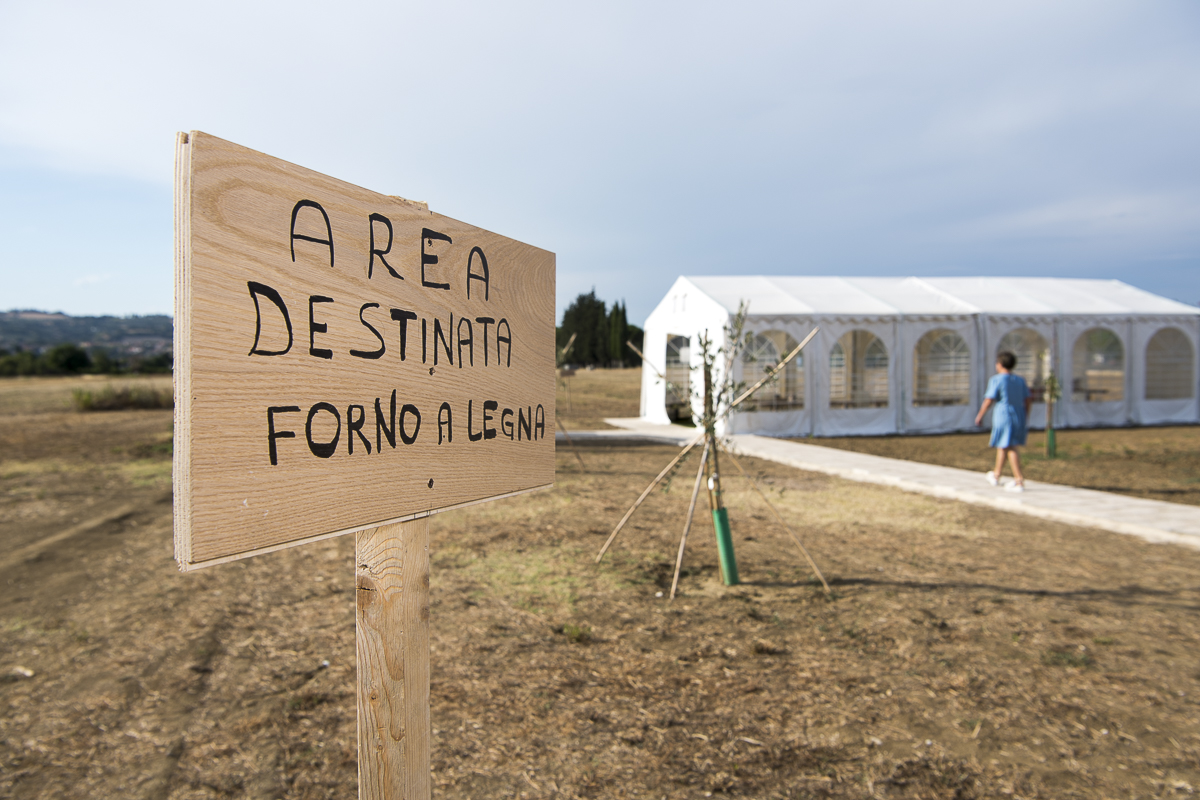 VIVERE SERENI: PERSONE AL "CENTRO"! di AVS VIVERE SERENI: PERSONE AL "CENTRO"!-AVS