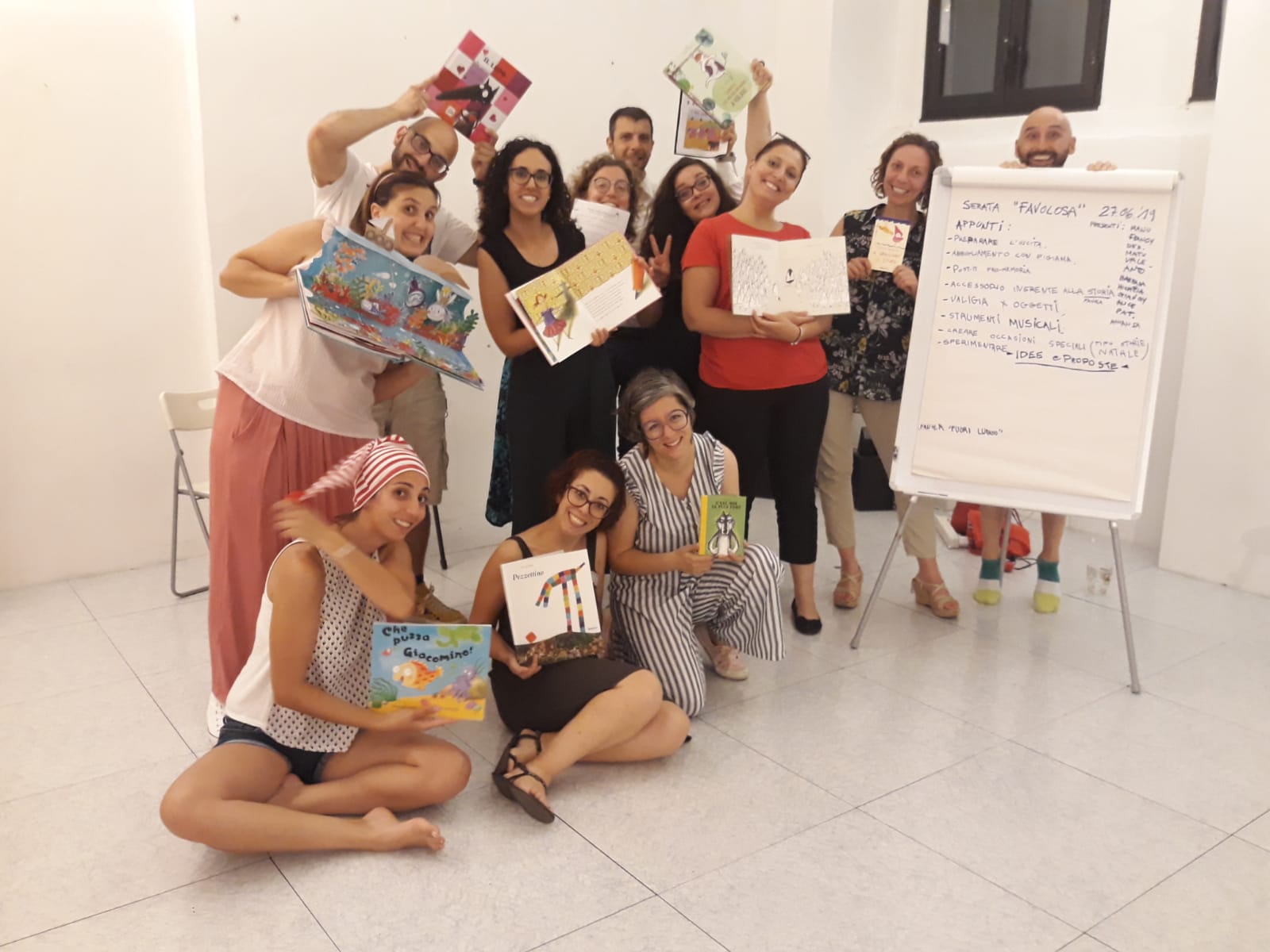 Favole in Corsia di AVS I volontari col naso rosso Favole in Corsia-AVS I volontari col naso rosso