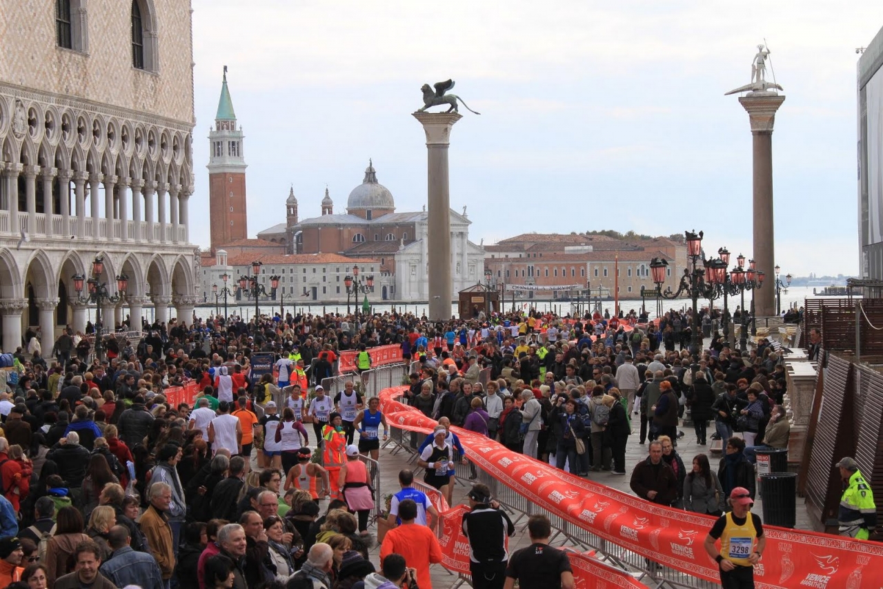 Corri con noi alle Venicemarathon 2019!-Disabili No Limits Onlus