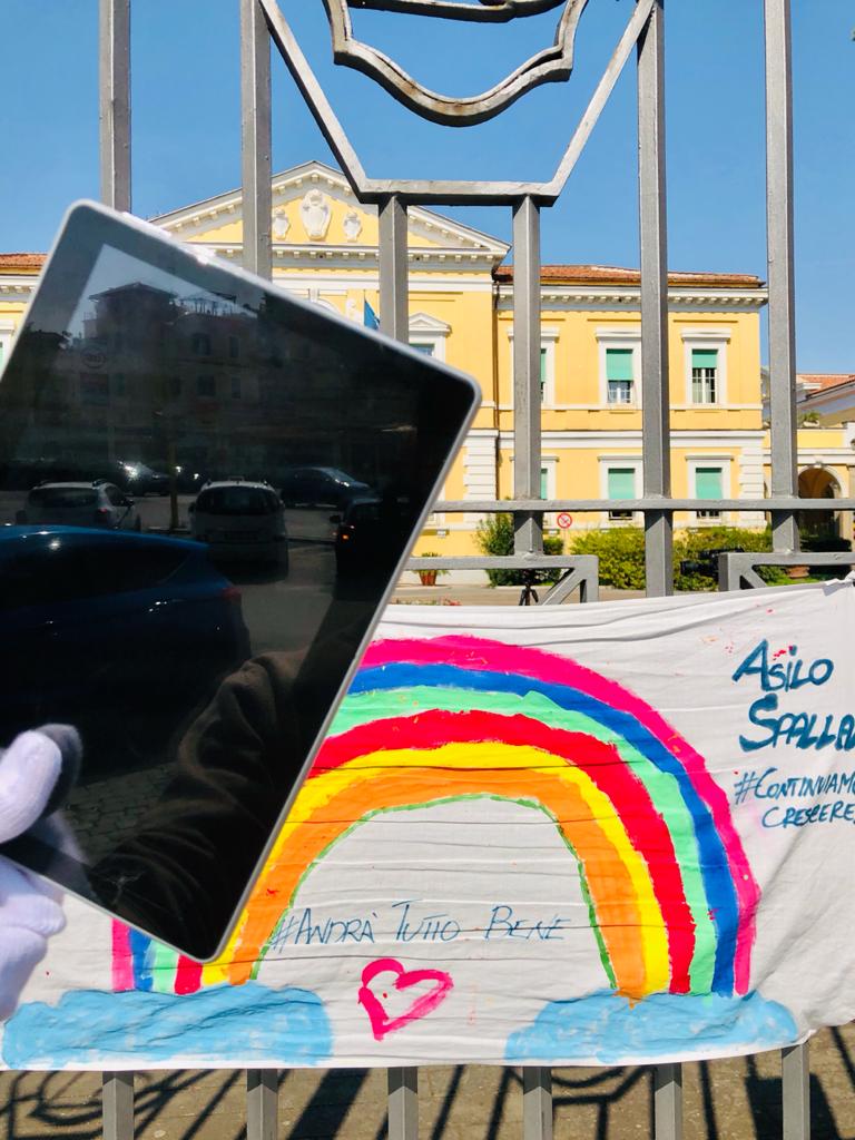 #iorestoacasaedono  Missione Tablet-Sogno nel cassetto Onlus