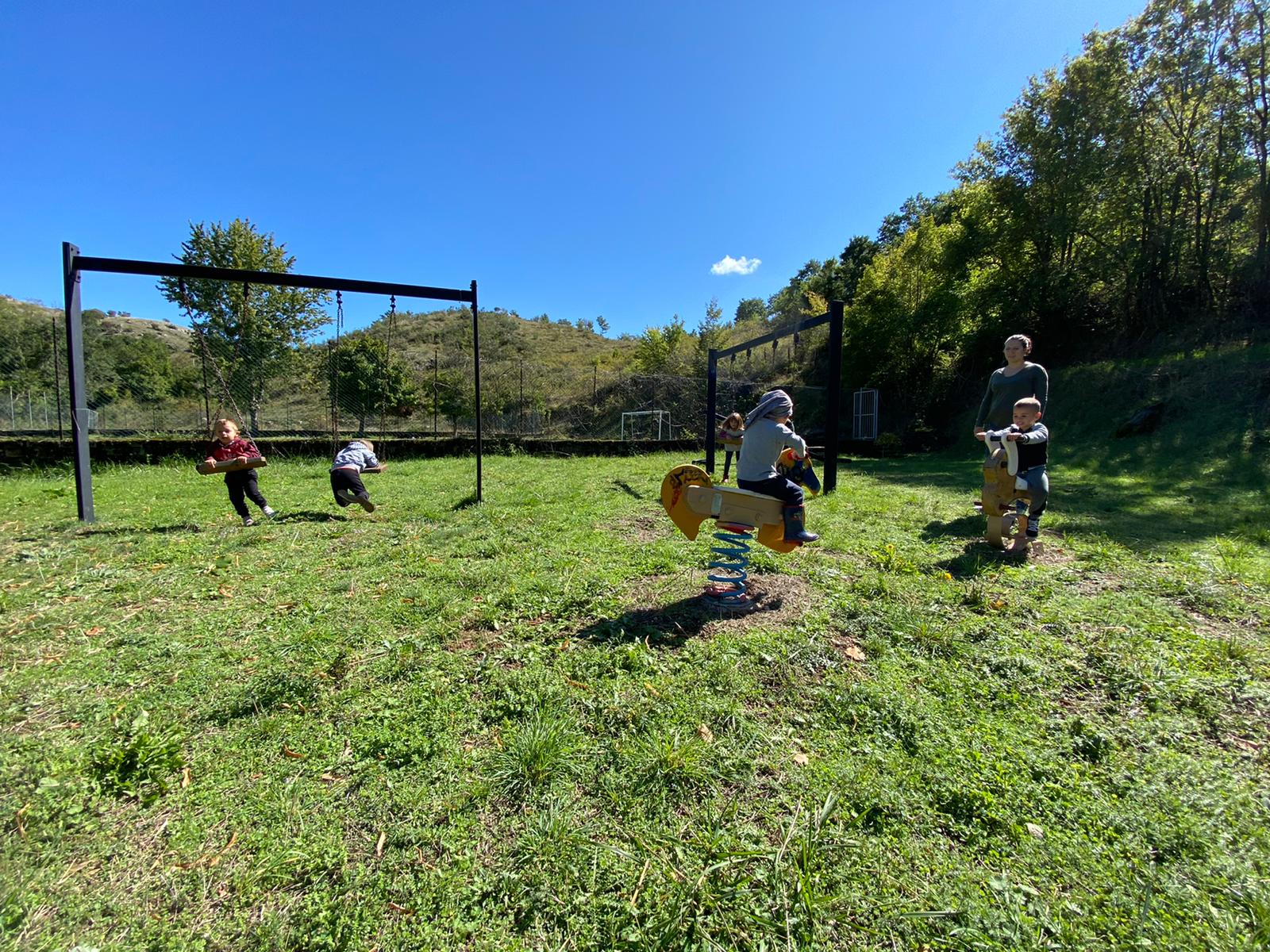 LACULO, UN PARCO GIOCHI PER TUTTE LE ETÀ di Laculo Insieme LACULO, UN PARCO GIOCHI PER TUTTE LE ETÀ-Laculo Insieme