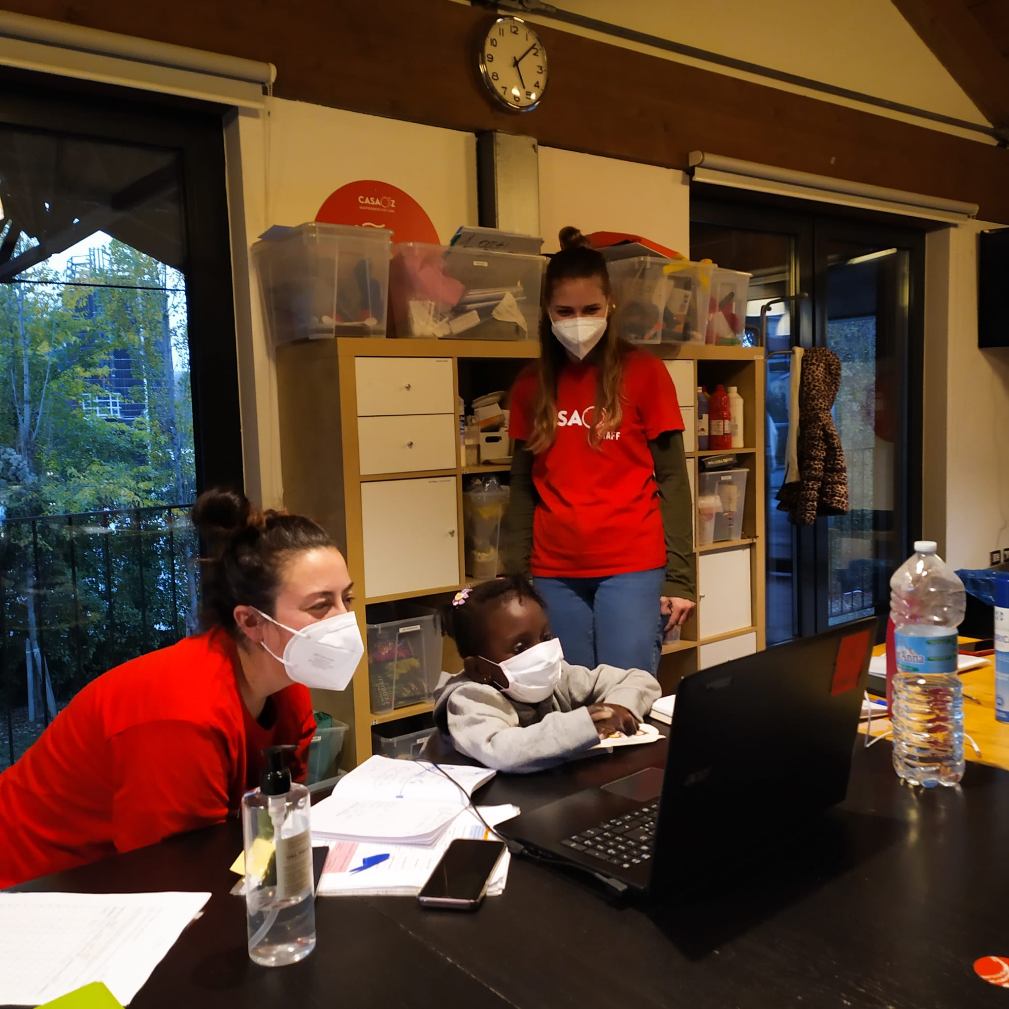 OZLINE: INSIEME A CASAOZ! di CasaOz Onlus OZLINE: INSIEME A CASAOZ!-CasaOz Onlus