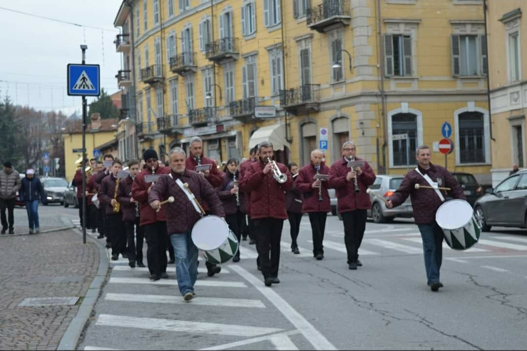 ANCHE L'OCCHIO VUOLE LA SUA...BANDA! di Banda Musicale di Mondovì ANCHE L'OCCHIO VUOLE LA SUA...BANDA!-Banda Musicale di Mondovì