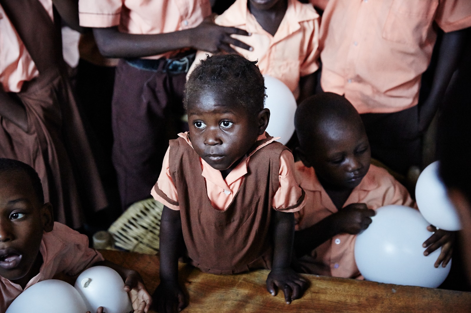 Una scuola a casa per i bambini di Haiti di Pen Paper Peace Una scuola a casa per i bambini di Haiti-Pen Paper Peace