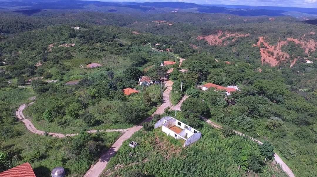 RICOSTRUIAMO LA SCUOLA DI MACUCO (BRA) di Aics Lecce RICOSTRUIAMO LA SCUOLA DI MACUCO (BRA)-Aics Lecce