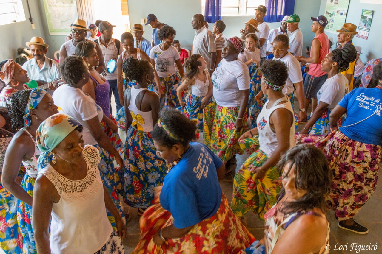 RICOSTRUIAMO LA SCUOLA DI MACUCO (BRA) di Aics Lecce RICOSTRUIAMO LA SCUOLA DI MACUCO (BRA)-Aics Lecce