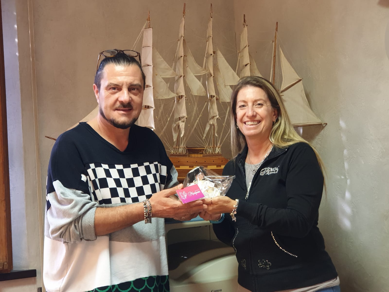 Un pulmino con il Cuore di Mariposa Un pulmino con il Cuore-Mariposa