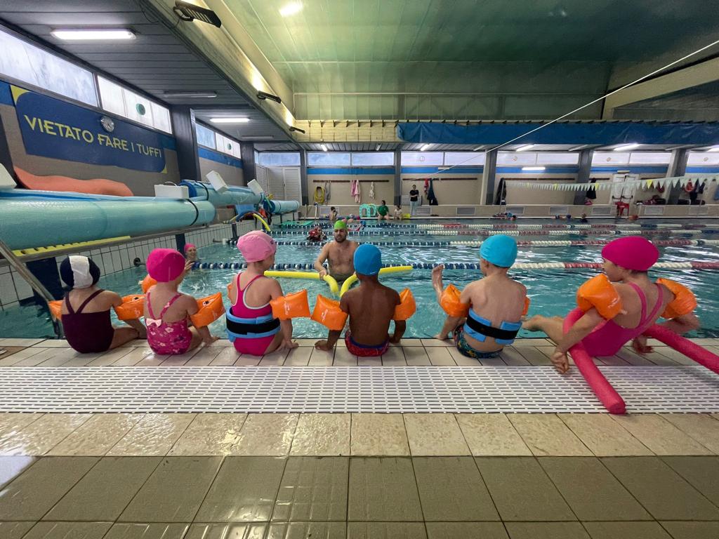 COSA VUOI CHE NE CAPISCANO, SON BAMBINI di Sport Senza Frontiere Onlus COSA VUOI CHE NE CAPISCANO, SON BAMBINI-Sport Senza Frontiere Onlus