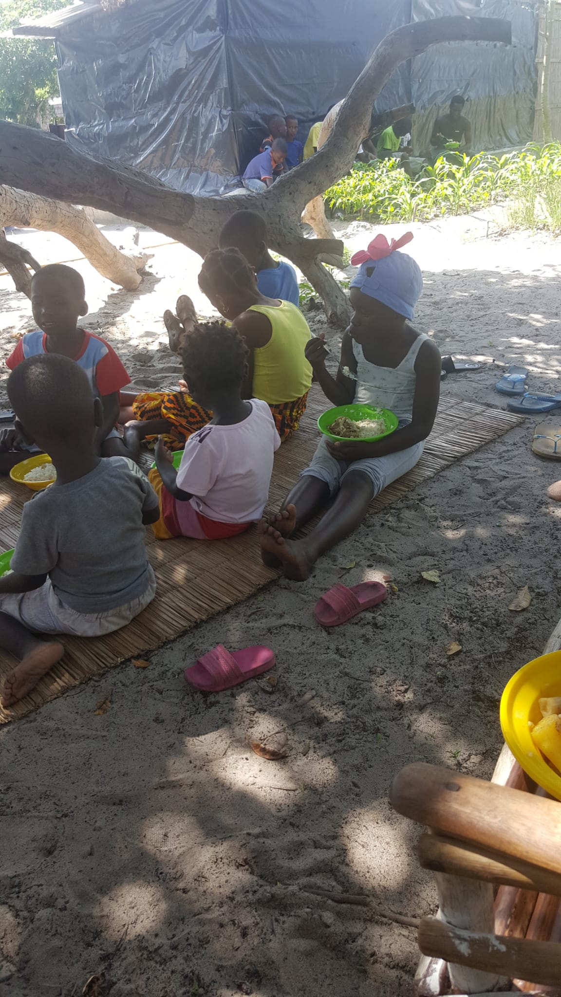 UN PASTO AL GIORNO PER UN BAMBINO di ASEM ITALIA ODV UN PASTO AL GIORNO PER UN BAMBINO-ASEM ITALIA ODV