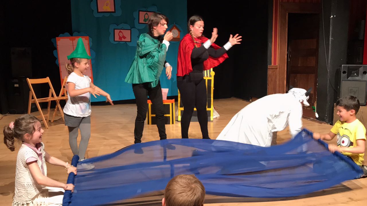 Corri con Arte&Mani di Arte&Mani - Deaf Italy Onlus Corri con Arte&Mani-Arte&Mani - Deaf Italy Onlus