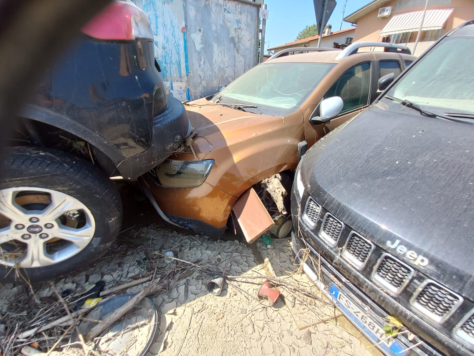 Ripartiamo insieme più forti del fango!-La Mongolfiera ODV