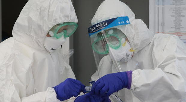 Sosteniamo chi ci cura di Cardioteam Foundation Sosteniamo chi ci cura-Cardioteam Foundation