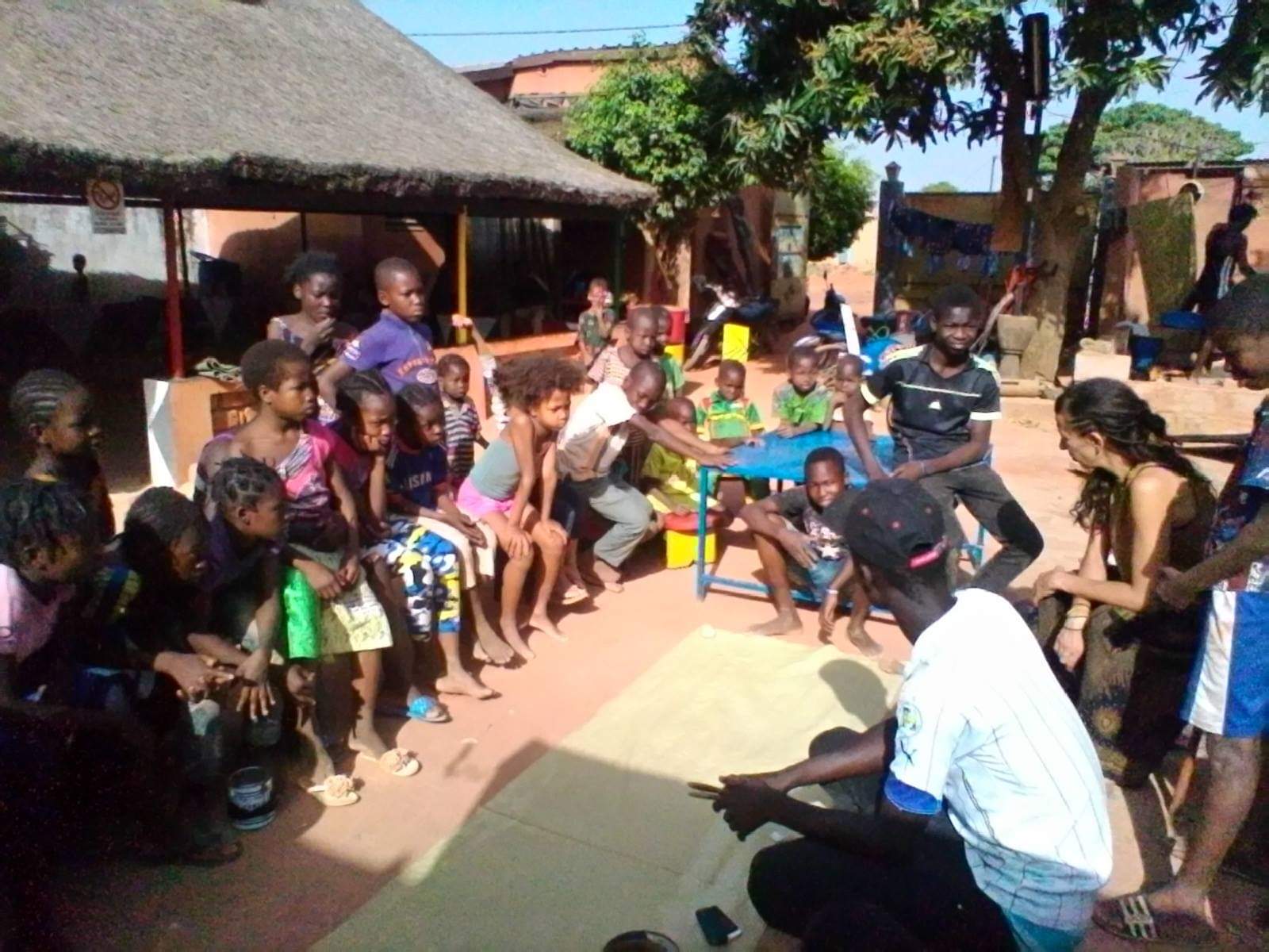 ANKILI SO DENI- PICCOLA CASA DELLE IDEE di KATOUMA ANKILI SO DENI- PICCOLA CASA DELLE IDEE-KATOUMA