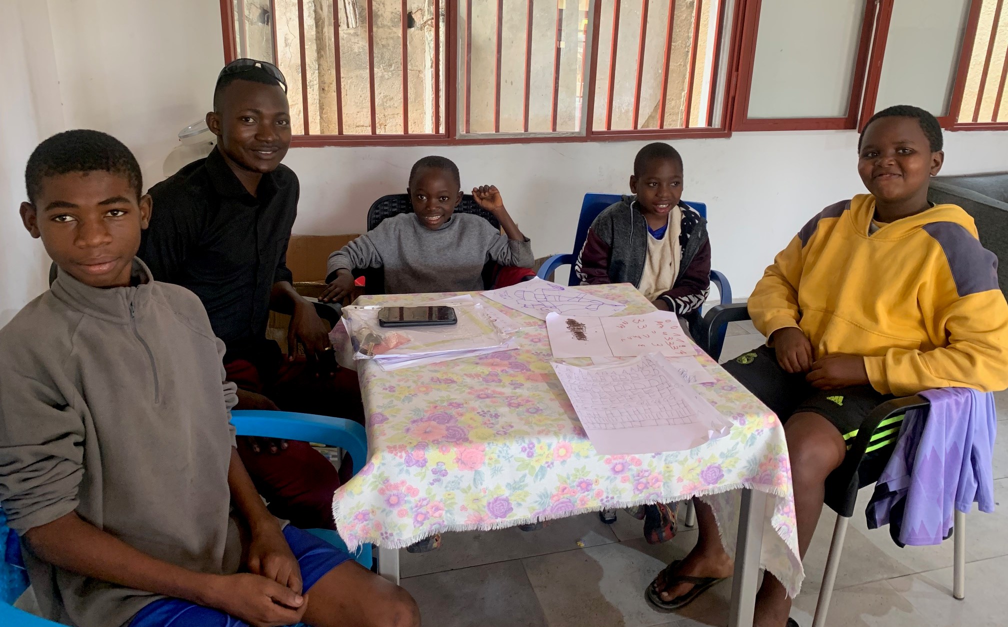 ...e si prese cura di loro! di ABC MONDO ODV ...e si prese cura di loro!-ABC MONDO ODV