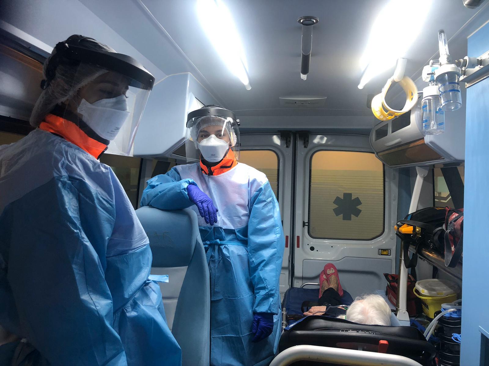 UN PEZZO ALLA VOLTA CI AIUTA AD AIUTARVI-Croce d'Oro Milano 