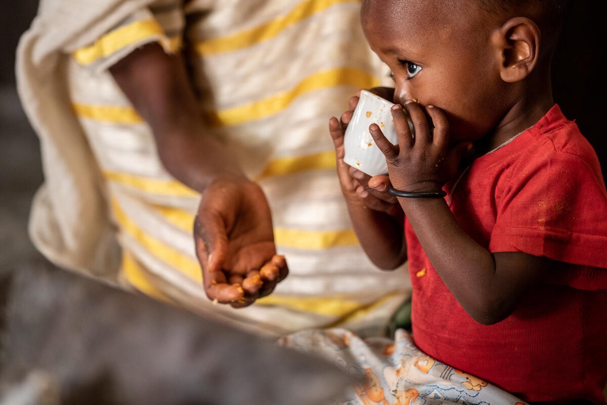 EMERGENZA FAME di Save the Children Italia EMERGENZA FAME-Save the Children Italia