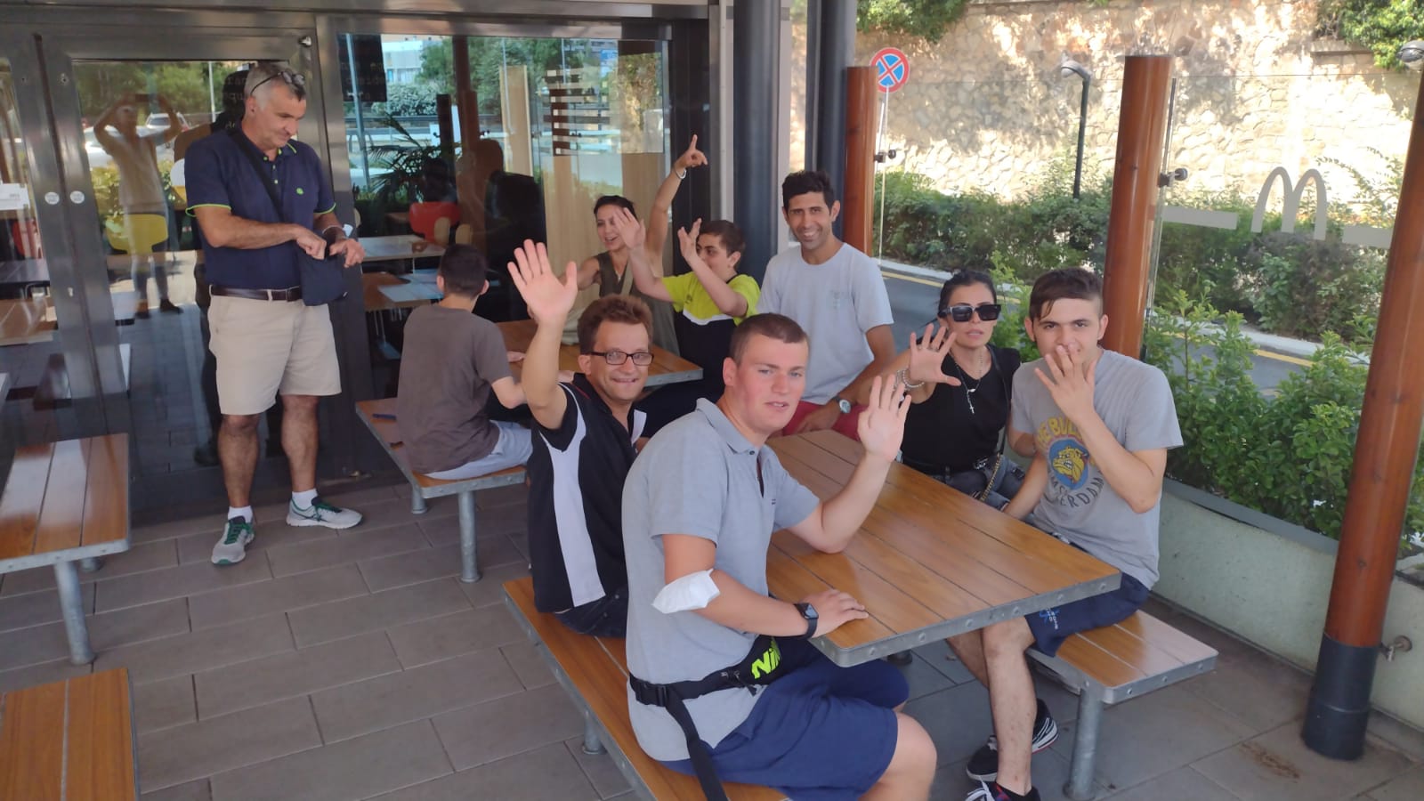 UNA CASA PER NOI-Miofratellofigliounico