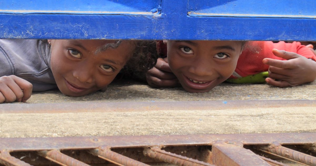 ESF SI METTE IN VIAGGIO di Educatori senza Frontiere ESF SI METTE IN VIAGGIO-Educatori senza Frontiere