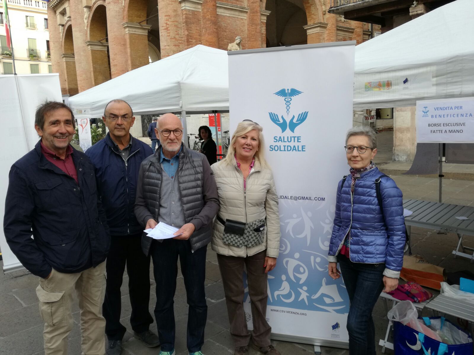 Benessere per donne con cancro al seno di SALUTE SOLIDALE Benessere per donne con cancro al seno-SALUTE SOLIDALE