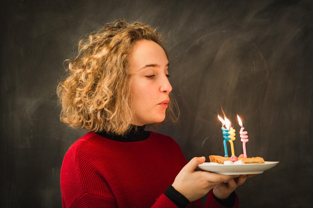 Tre candeline luminose di Sorelle di Reparto Tre candeline luminose-Sorelle di Reparto