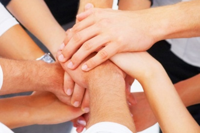 Una mano per chi ha bisogno di ADVC #donazioni Una mano per chi ha bisogno -ADVC #donazioni