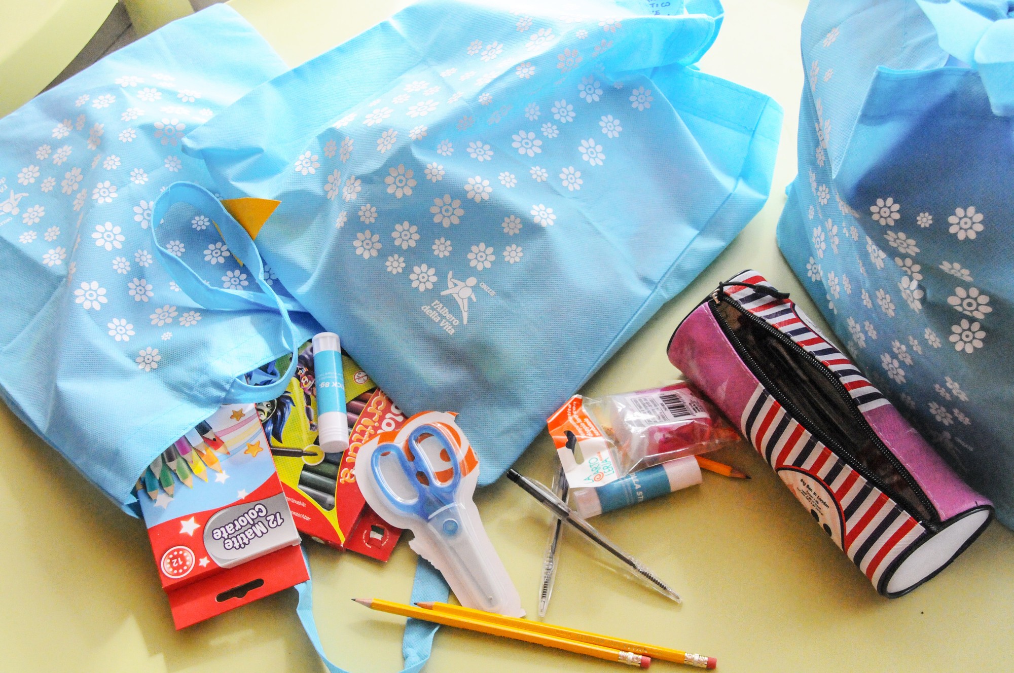 Consegniamo sorrisi!-L'Albero della Vita