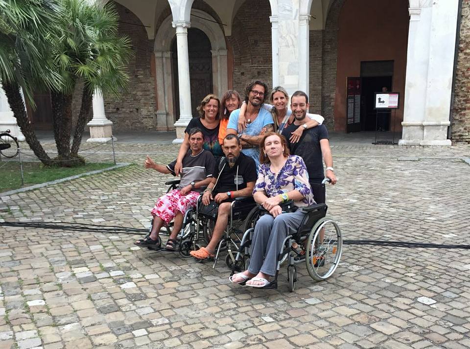 "Vengo anch'io" - automezzo attrezzato- La Ricerca