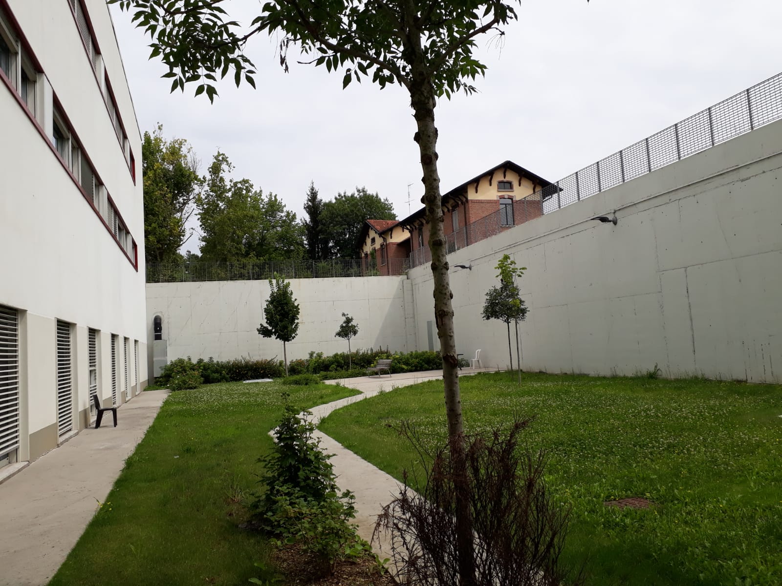 "Creativa-mente" Art Project di Intrecci - Cooperativa sociale onlus "Creativa-mente" Art Project-Intrecci - Cooperativa sociale onlus