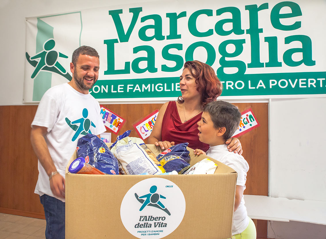 Consegniamo sorrisi!-L'Albero della Vita