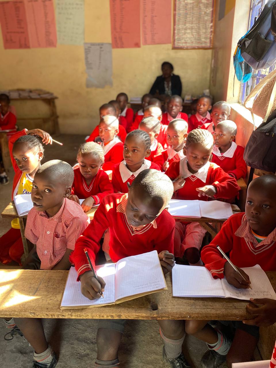 Books RUN the future! di Alice For Children Books RUN the future! -Alice For Children