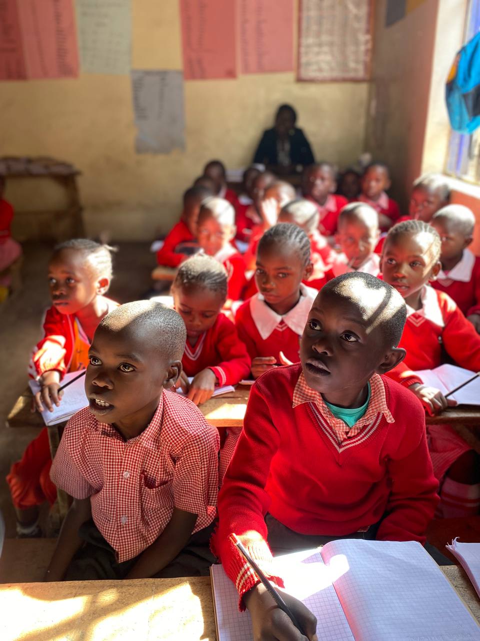 Books RUN the future! di Alice For Children Books RUN the future! -Alice For Children