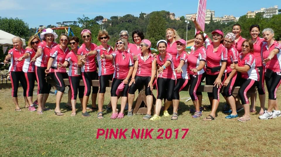 Un container tutto rosa di Pagaie Rosa Un container tutto rosa-Pagaie Rosa