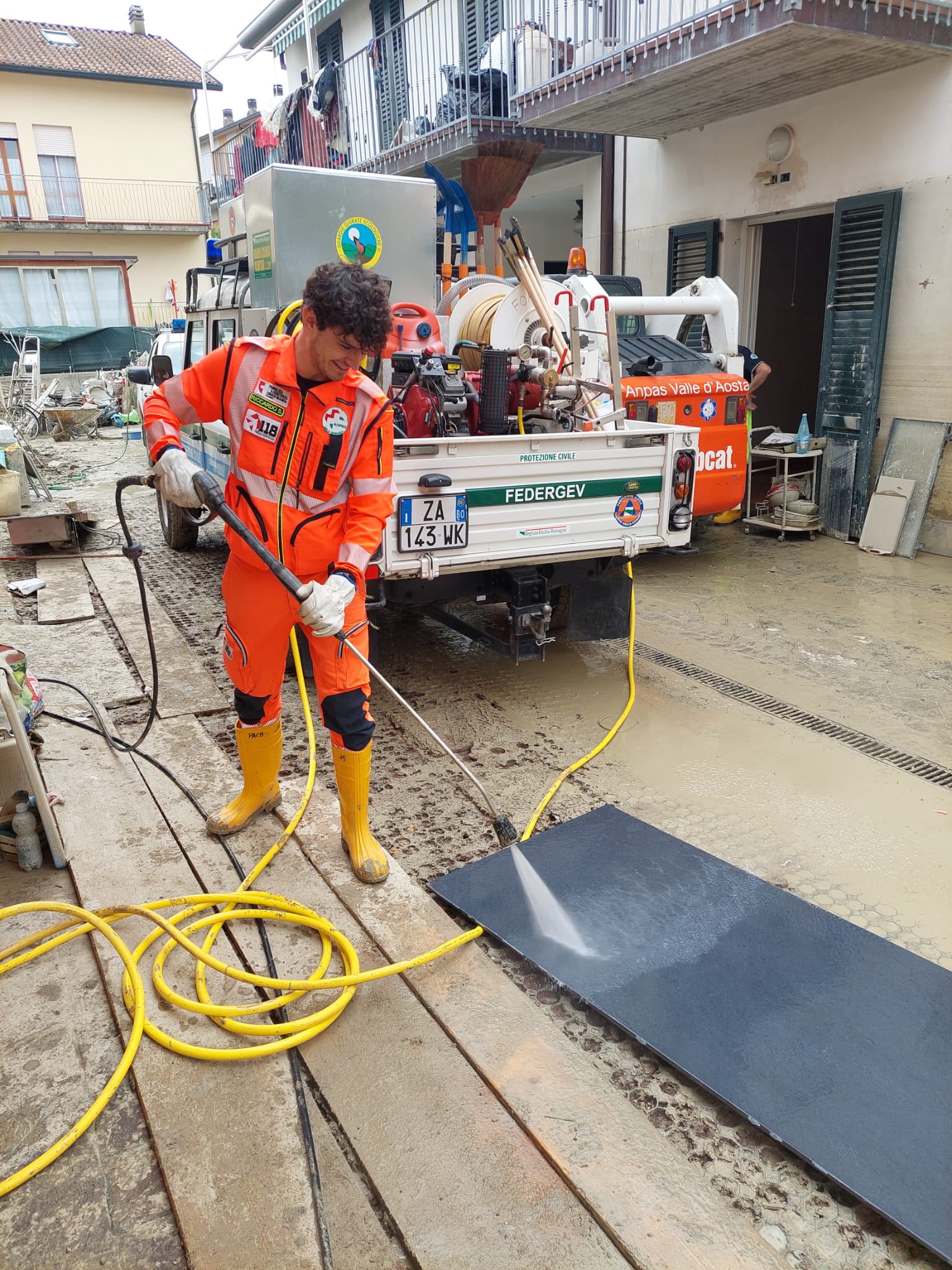 Sostieni l'Emilia-Romagna di ANPAS Emilia Romagna Sostieni l'Emilia-Romagna-ANPAS Emilia Romagna