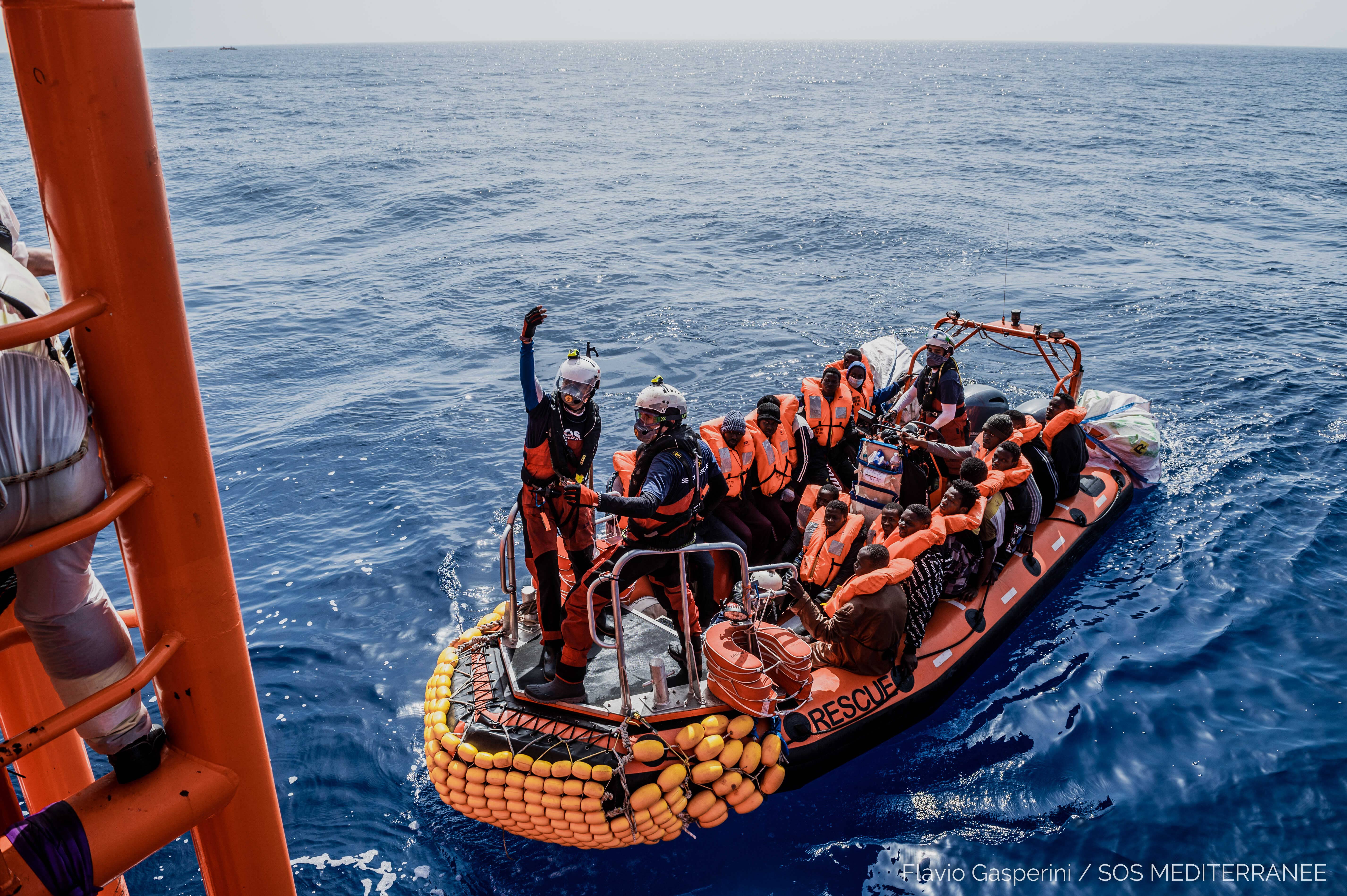 #BastaMortiInMare Dona per il nuovo RHIB-SOS Mediterranee Italia