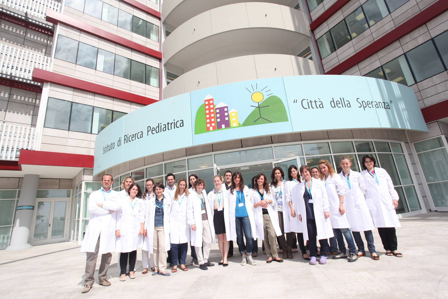 Emoteca e frigo per le terapie oncologic di Città della Speranza Emoteca e frigo per le terapie oncologic-Città della Speranza