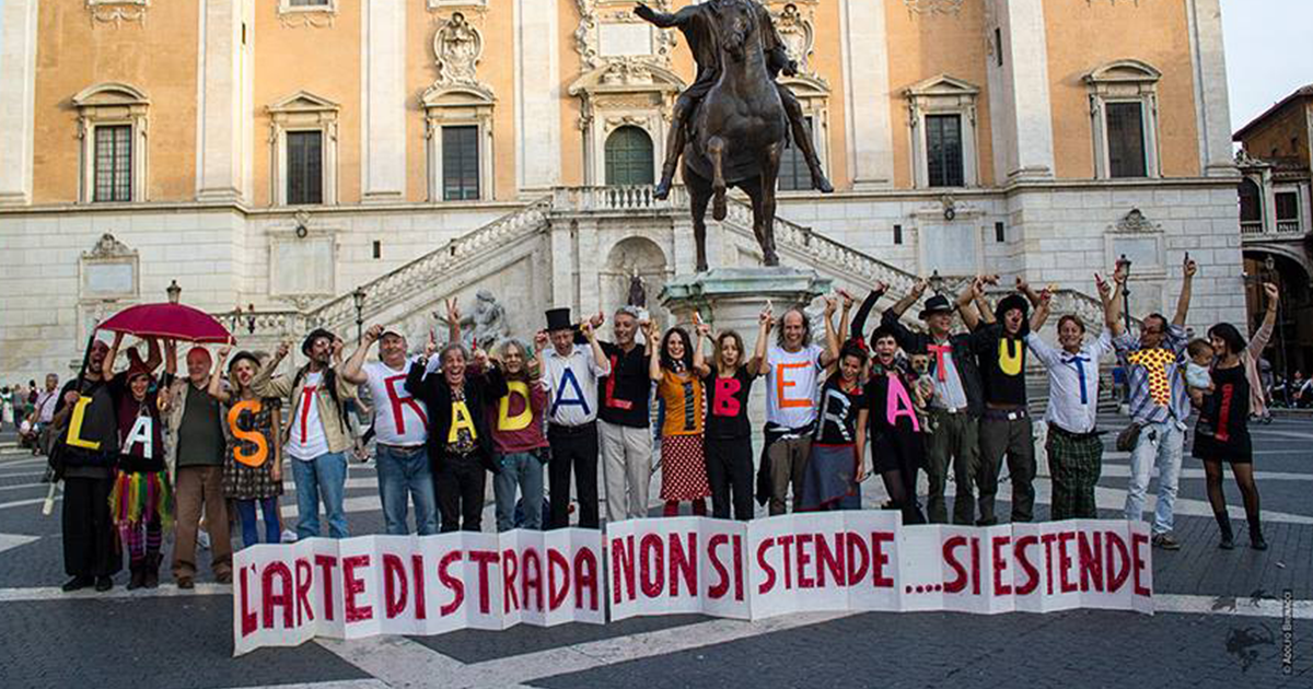 La musica di strada non si taglia! di FNAS La musica di strada non si taglia! -FNAS