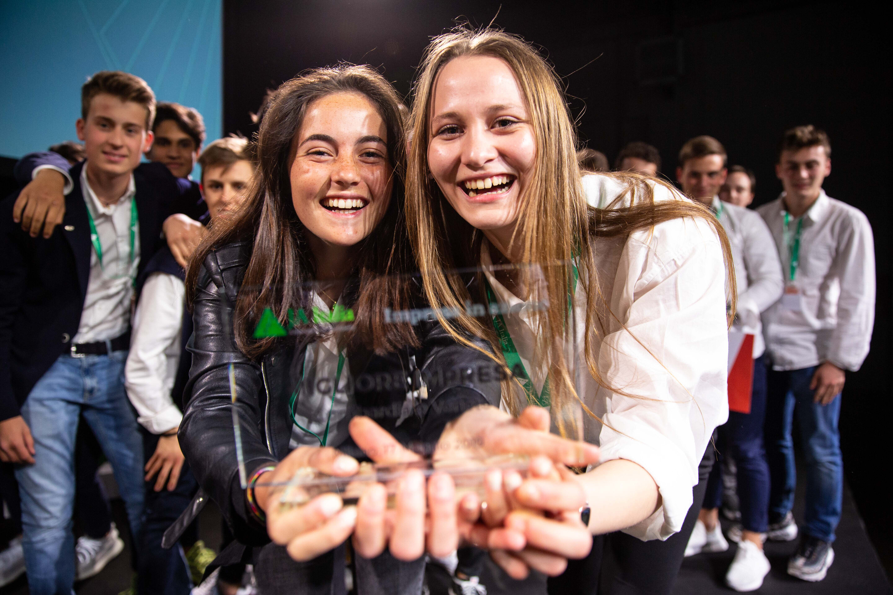 Sostieni una scuola di JA Italia Sostieni una scuola-JA Italia