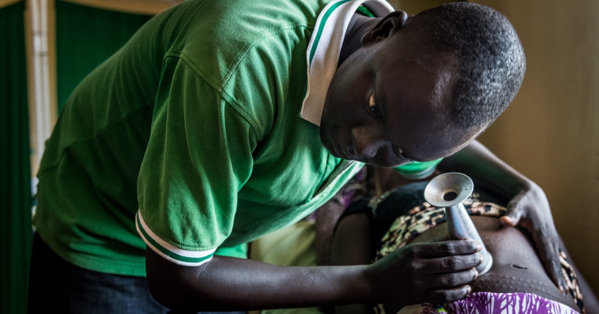 Curiamo chi cura di Comitato Collaborazione Medica - CCM Curiamo chi cura-Comitato Collaborazione Medica - CCM