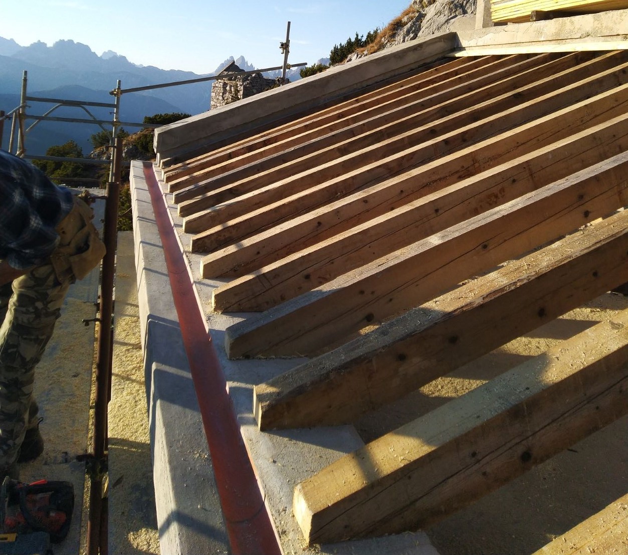 Bivacco al Forte di Monte Tudaio-CAI Vigo di Cadore